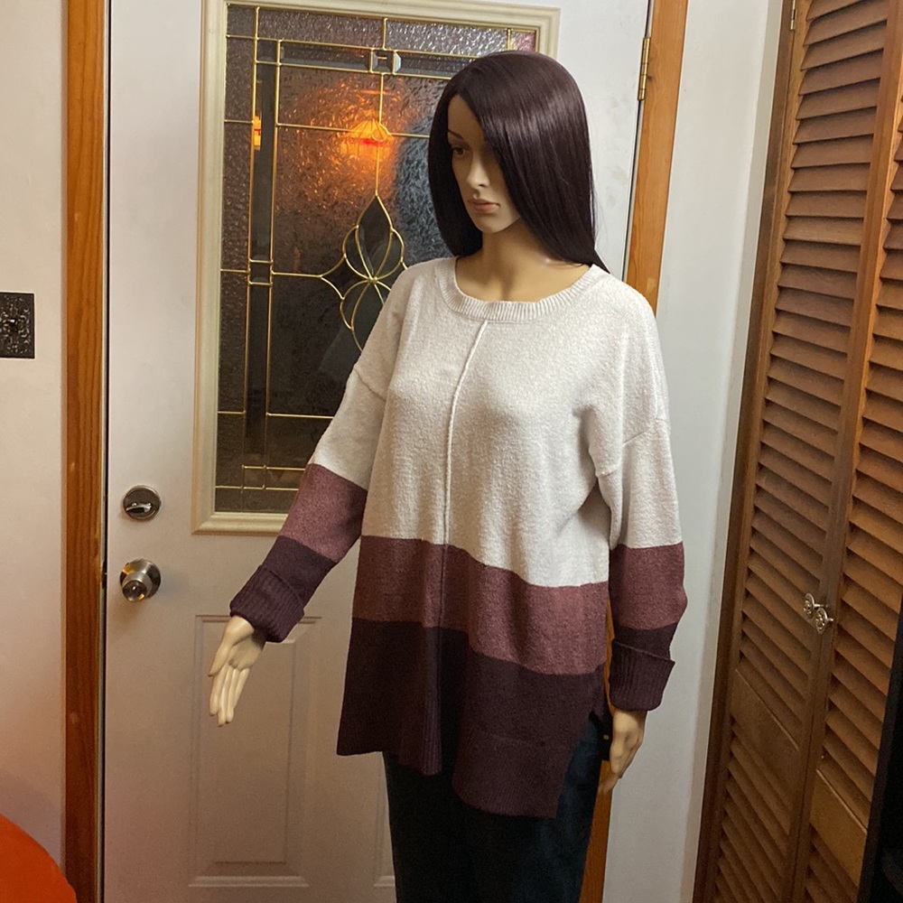 GUC - Ana - Color Block Sweater - Size Medium - Picture 2 of 10